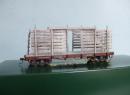SPECTRUM 26857 On30 - Wagon plat avec ridelles � claire-voie charg� de rondins de bois