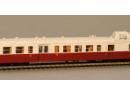 X 3832 Lyon Vaise gris perle/rouge rubis �p III de la SNCF