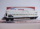 Wagon frigo blanc avec bandeau de fruit d�lav� de la SNCF (autre immatriculation)