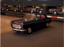 SAI 2116.Peugeot 404 Bleu amiral avec am�nagement int�rieur