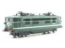 Vitrains 2183 - BB 16683 livr�e verte bandes blanches �p IV de la SNCF