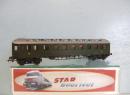 SCHICHT r�f 426/935 HO - Voiture � bogies avec lanterneaux �p II/III de la DR