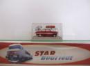 FORD 12 M limousine rouge to�t blanc