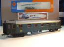ROCO ref 4290 HO - Voiture 'Brochet' de 1�re cl �p III SNCF