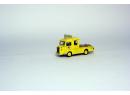 ELIGOR ref 101325 ech 1/43e - Citro�n type H plateau double cabine livraisons et degustation de vins