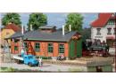 AUHAGEN 11355 HO - Remise de petite locomotive + portique de levage  (Lokschuppen f�r Schmalspurbahn