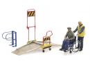 ARTITEC 387447 HO - Rampe et personne handicape dans une chaise roulante