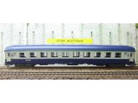 ROCO 44603 VOITURE UIC B10 2ème classe couchettes vert, SNCF encadré