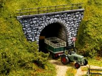 Photo 1/1 : Ni le tracteur, ni sa remorque ne font partie du produit � la vente