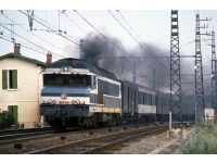 Photo 1/1 : CC 72092
RAIL 4402
TOULOUSE-MATABIAU > BORDEAUX-SAINT-JEAN
02/06/1977 � LALANDE (31)