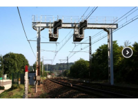 Photo 1/1 : Portique soud� pour 2 voies (poutre de 12m50) [HO]